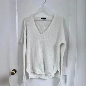 Vince White Directional V-neck Long Sleeve Knit Cotton Sweater
